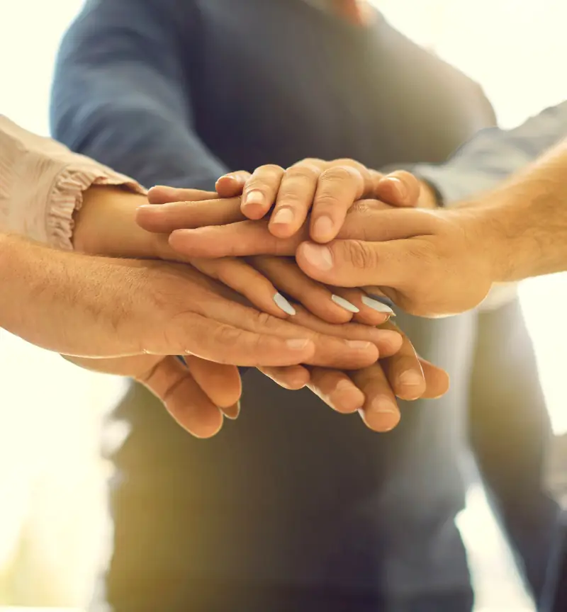 careers-image-cropped-800x864